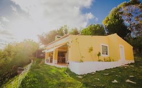 2Bedroom House With Swimming Pool And View